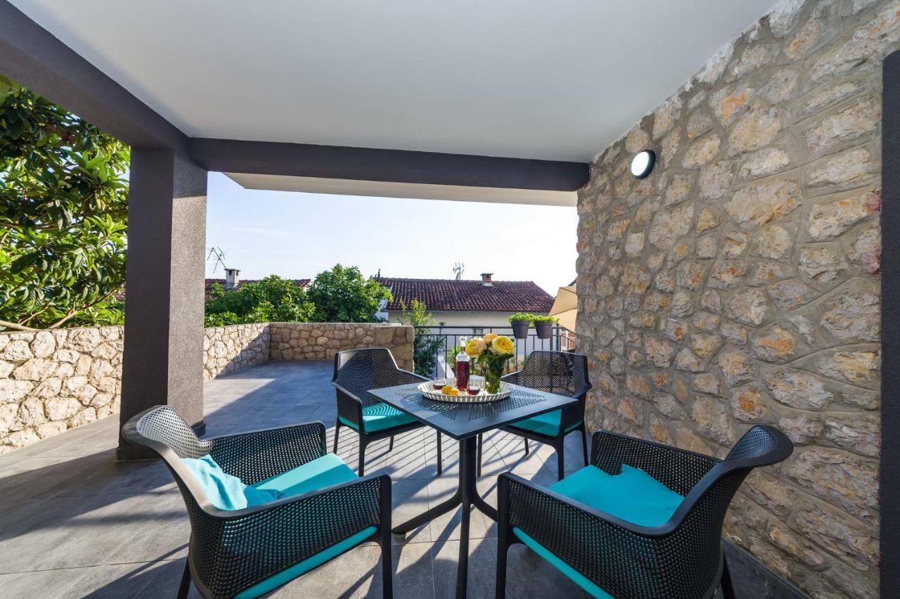 Sestrice Apartment Drage Luaran gambar